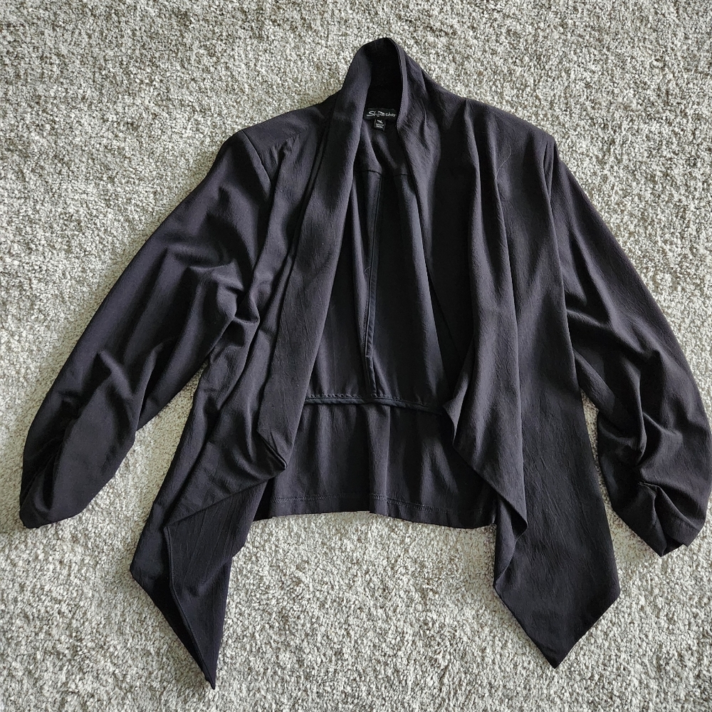 Cropped Black Business Jacket